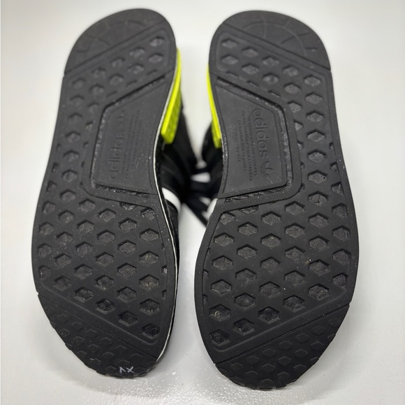 Adidas NMD_R1 Black and Lime Athletic Shoes men’s size 8.5 - Picture 7 of 10